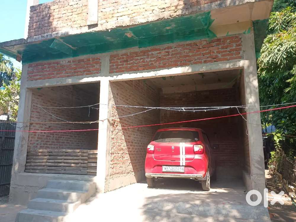 Land for sale with house in Siliguri for Rs. 46 lakhs