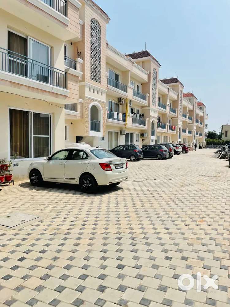 2BHK FULLY FURNISHED FLAT JUST 29.50LAC