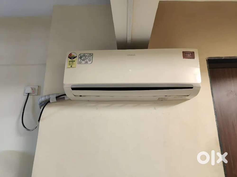Croma split AC