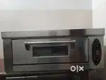 Commercial pizza oven