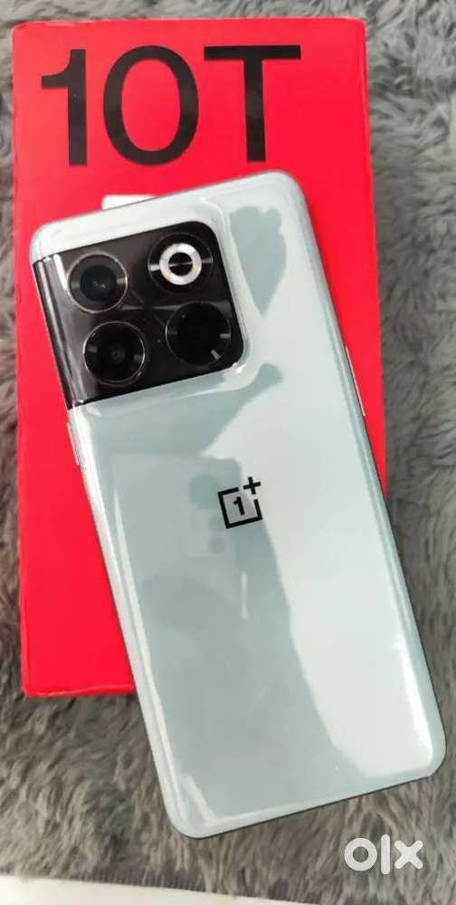 One plus 10t 5G /one plus 11R