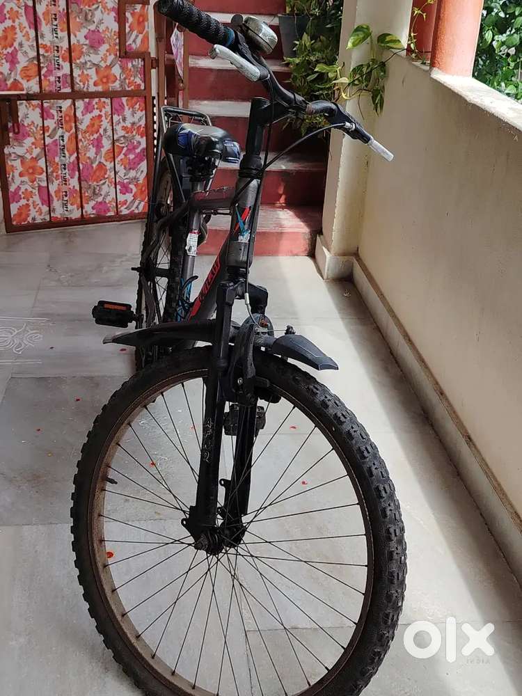Afro 1 year used cycle