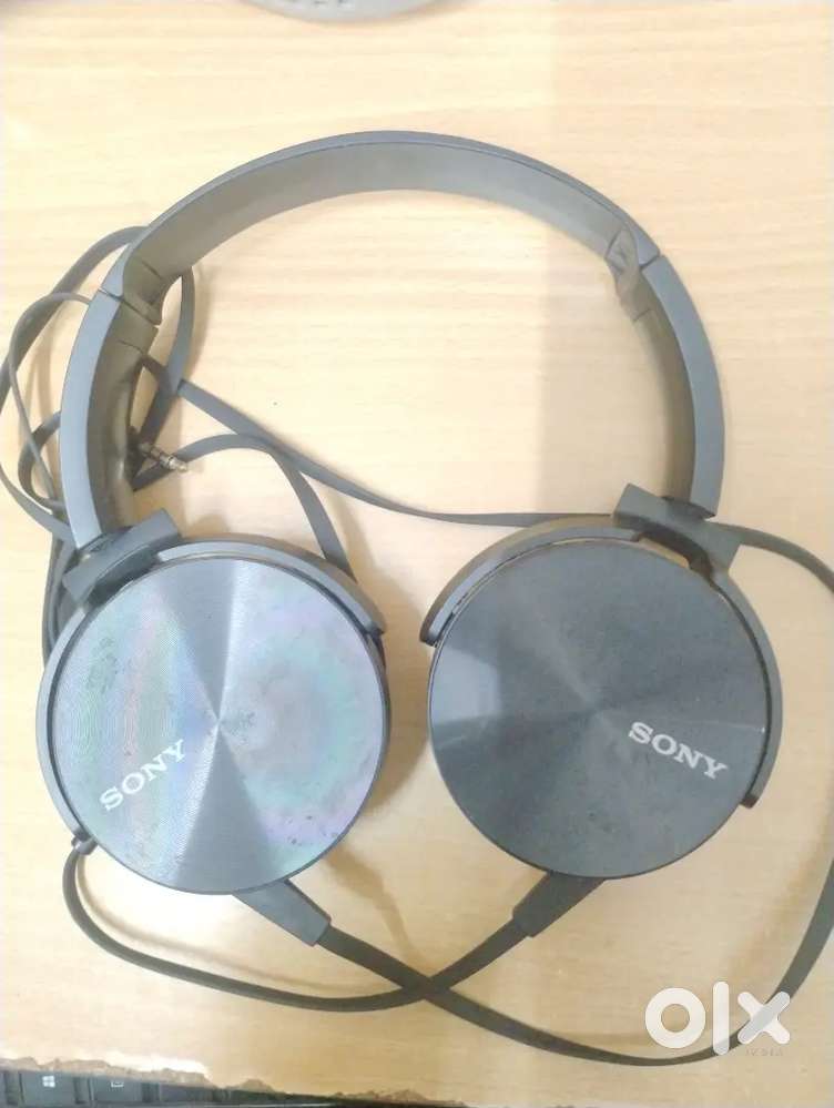 Sony Stereo Headset - Rs.1000