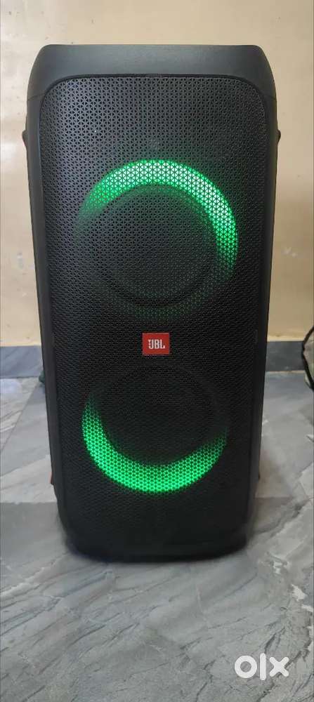 JBL 310 party speaker