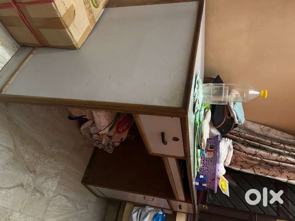 Computer Table