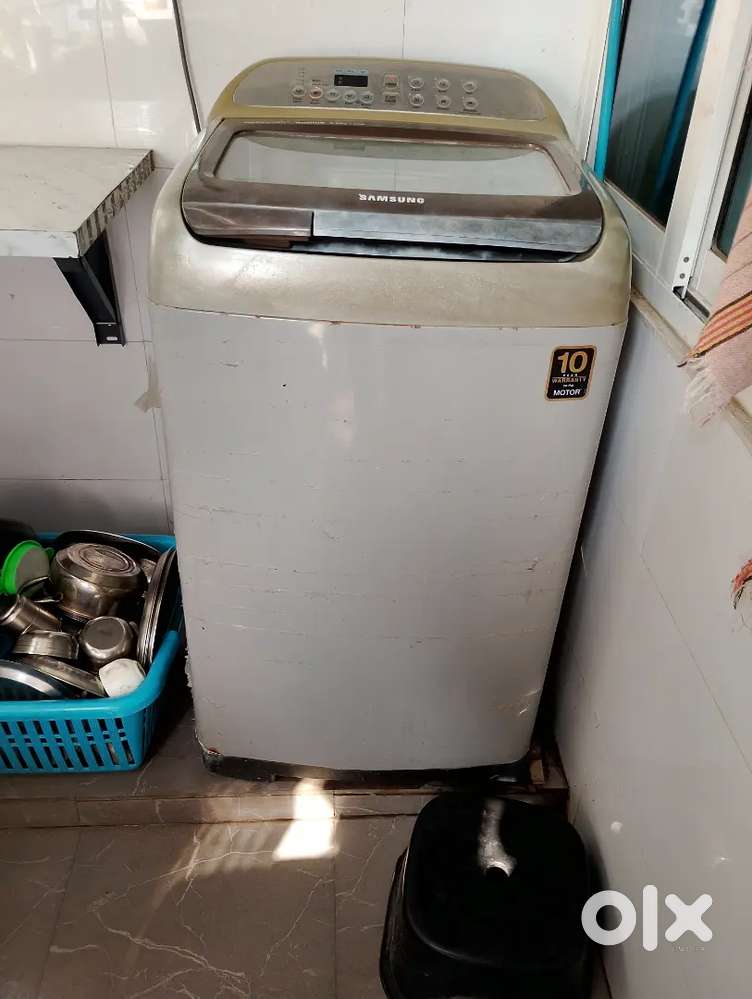 Automatic top loaded washing machine