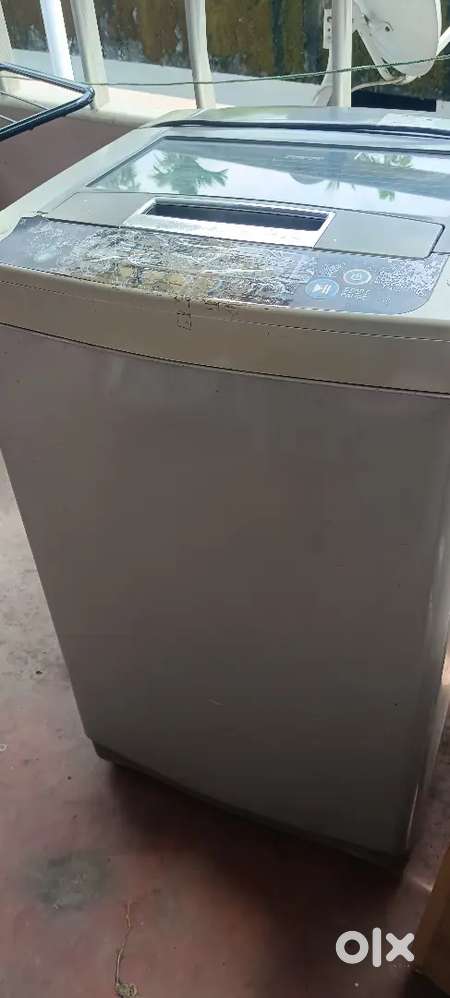 Fully automatic LG washing machine