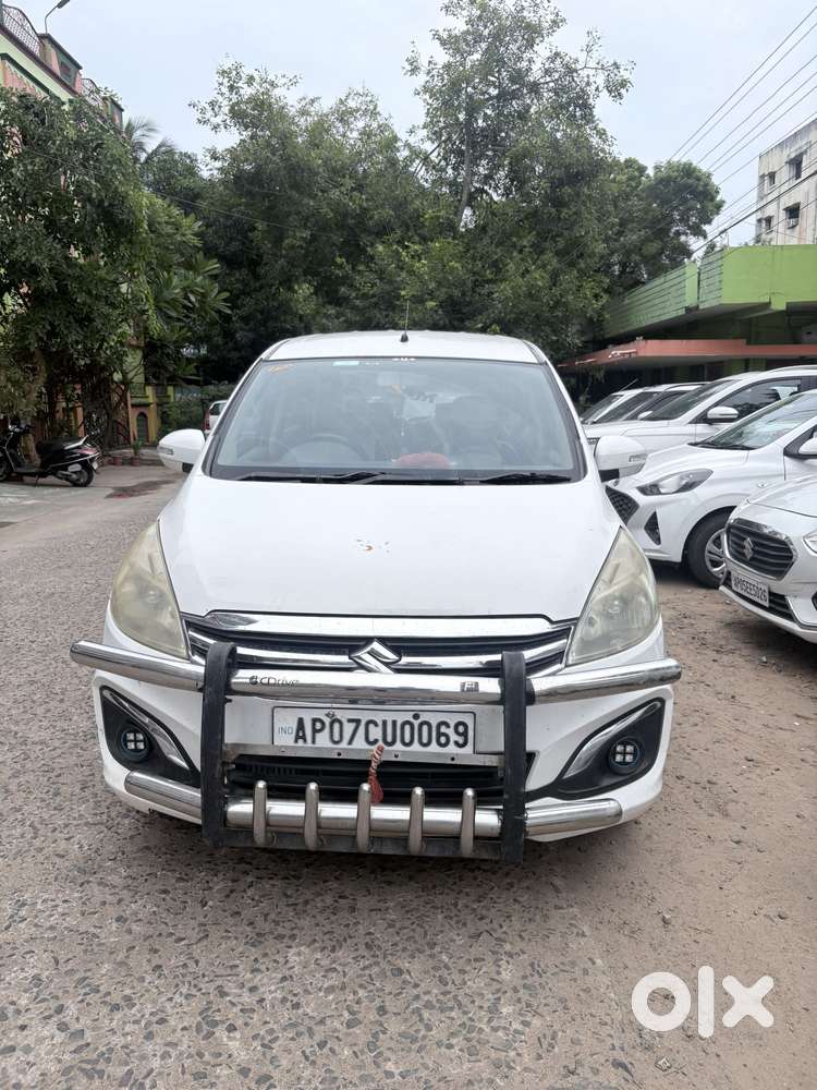 Maruti Suzuki Ertiga ZDI SHVS, 2015, Diesel