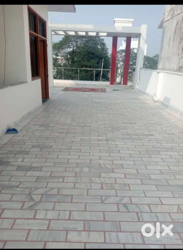 One furnished room and lu Isxury bathroom for rent
