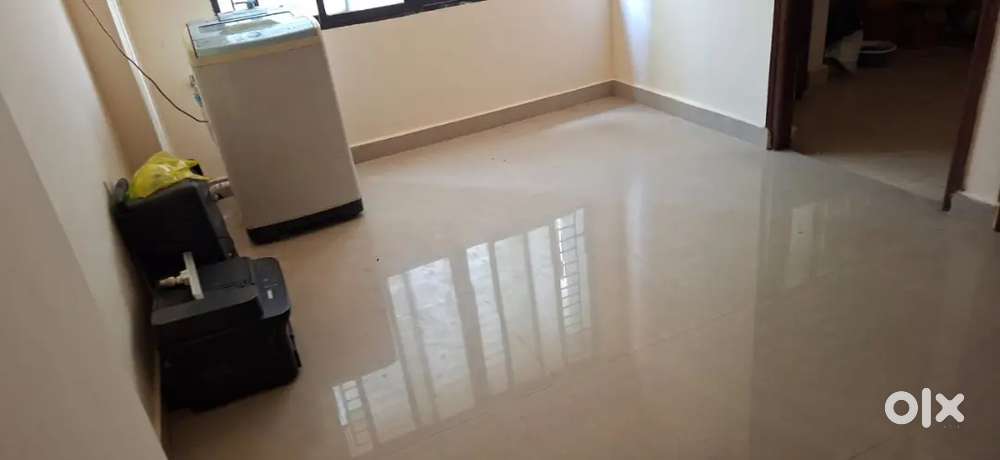 Girls roommate required