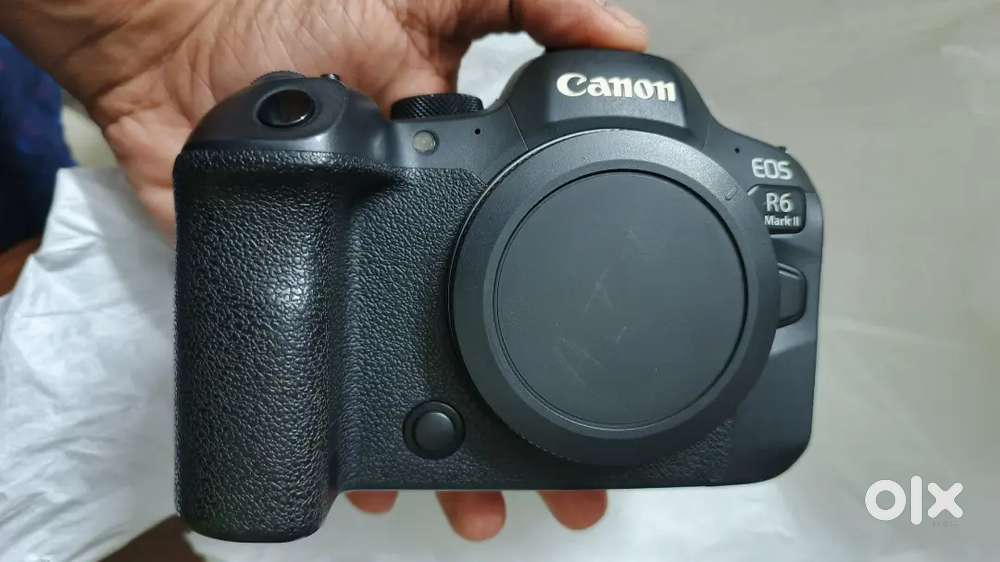 Canon EOS R 6II & 24-105 f4 L IS USM Lens