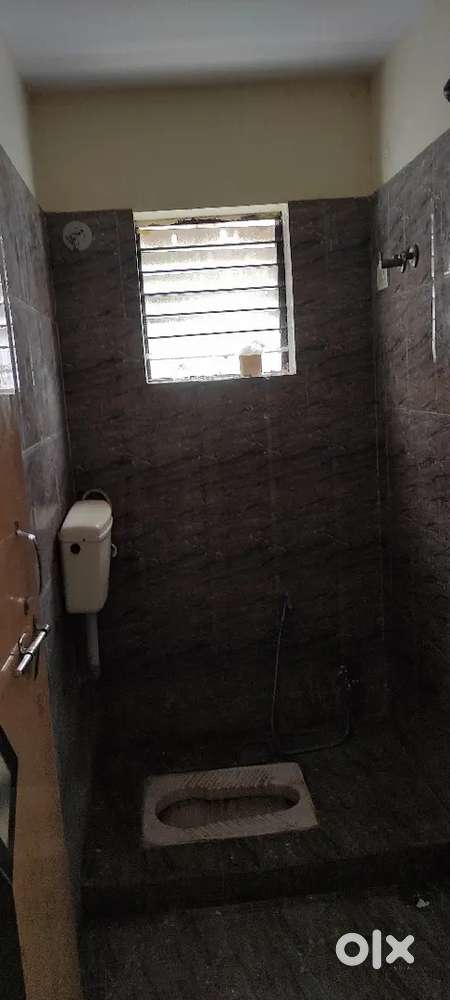 2bhk flat manewada sq tukdoji road near by all