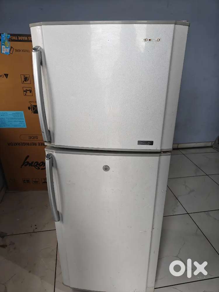 Samsung double door fridge refrigerator