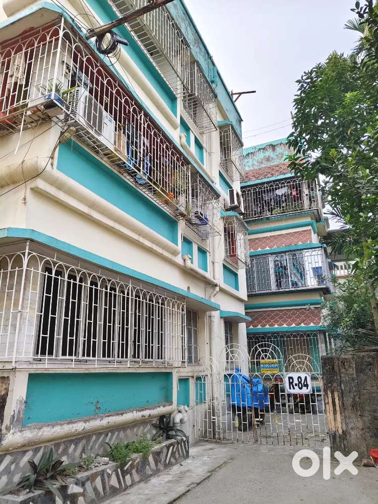 2 BHK Flat (2 bathroom) for Sale : Kamdahari Purbapara, Garia.