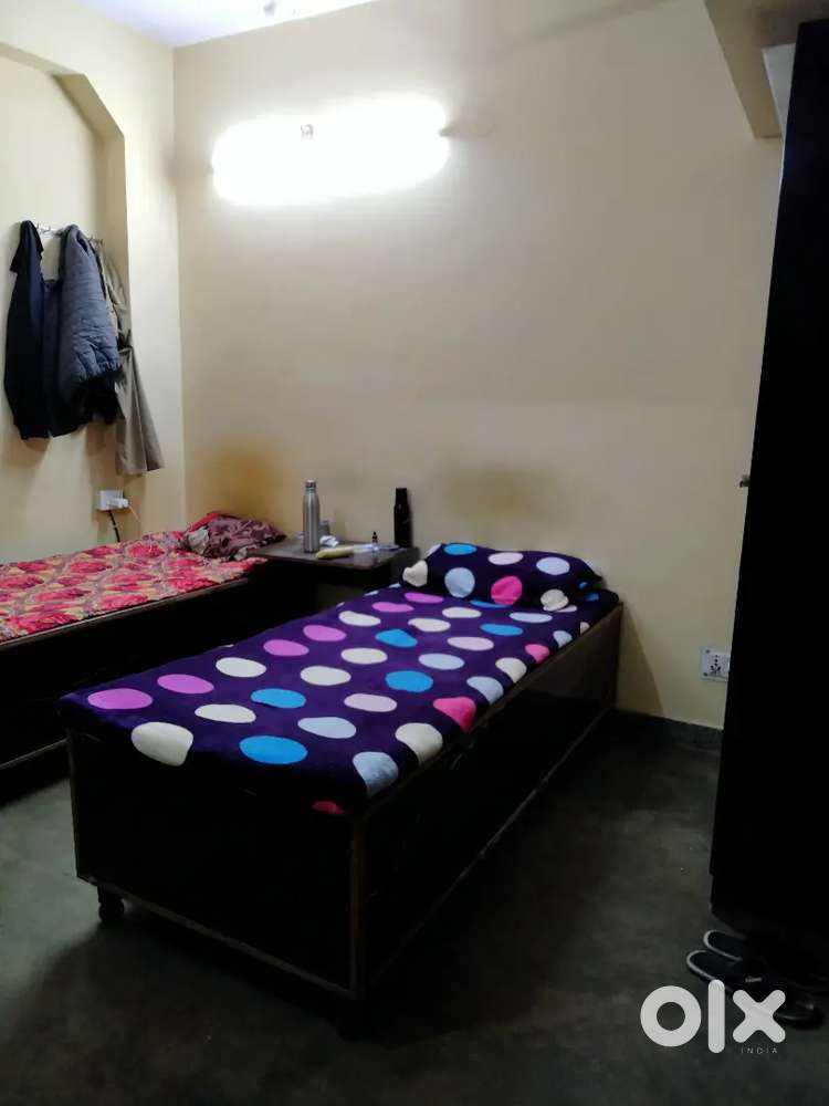 PG FOR BOYS/WORKING BOYS