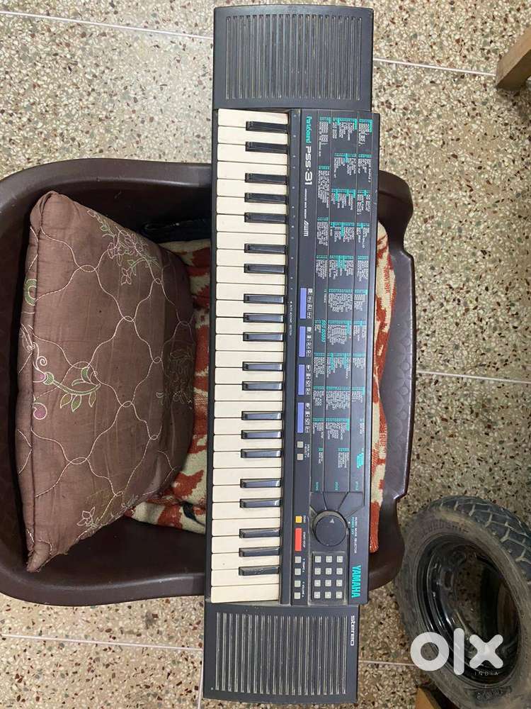 Yamaha PSS-31 Keyboard / Piano