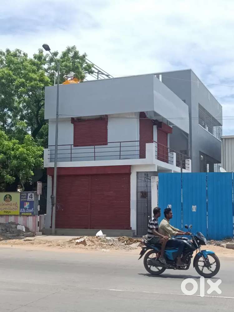 4 Shops for Rent ,Suitable As Both Office and Commercial space