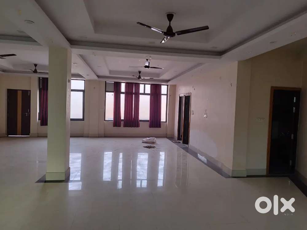 Hall for commercial in gomti nagar