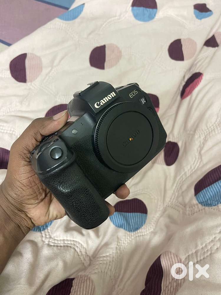 Canon R and mount