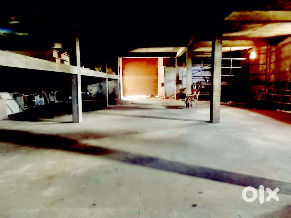 Spacious godown/warehouse/storage logistics available for rent/lease