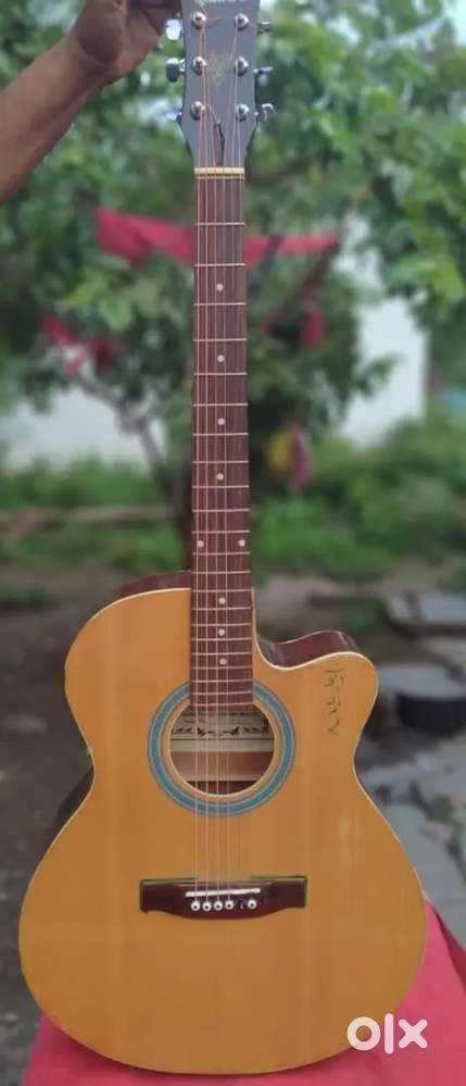 Acoustic guitar