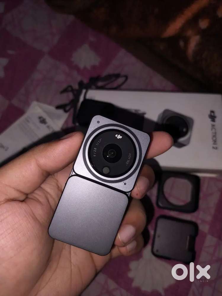 DJI Action 2 compact 4k powerhouse in excellent condition