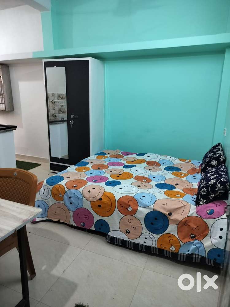 1RK AVAILABLE FOR RENT BOYS AND GIRLS FULLY INDIPENDENT