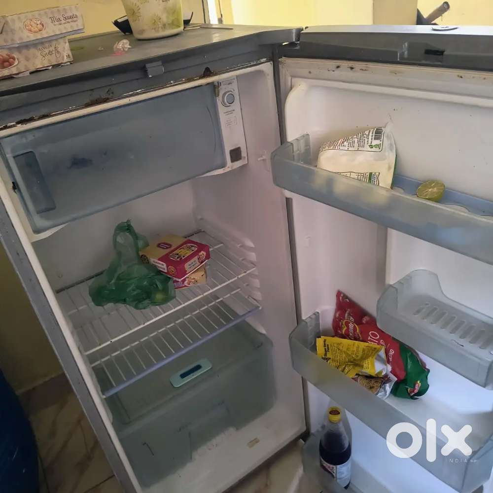 Fridge or leader 07 gear cycle or Hindware 85 ltr cooler