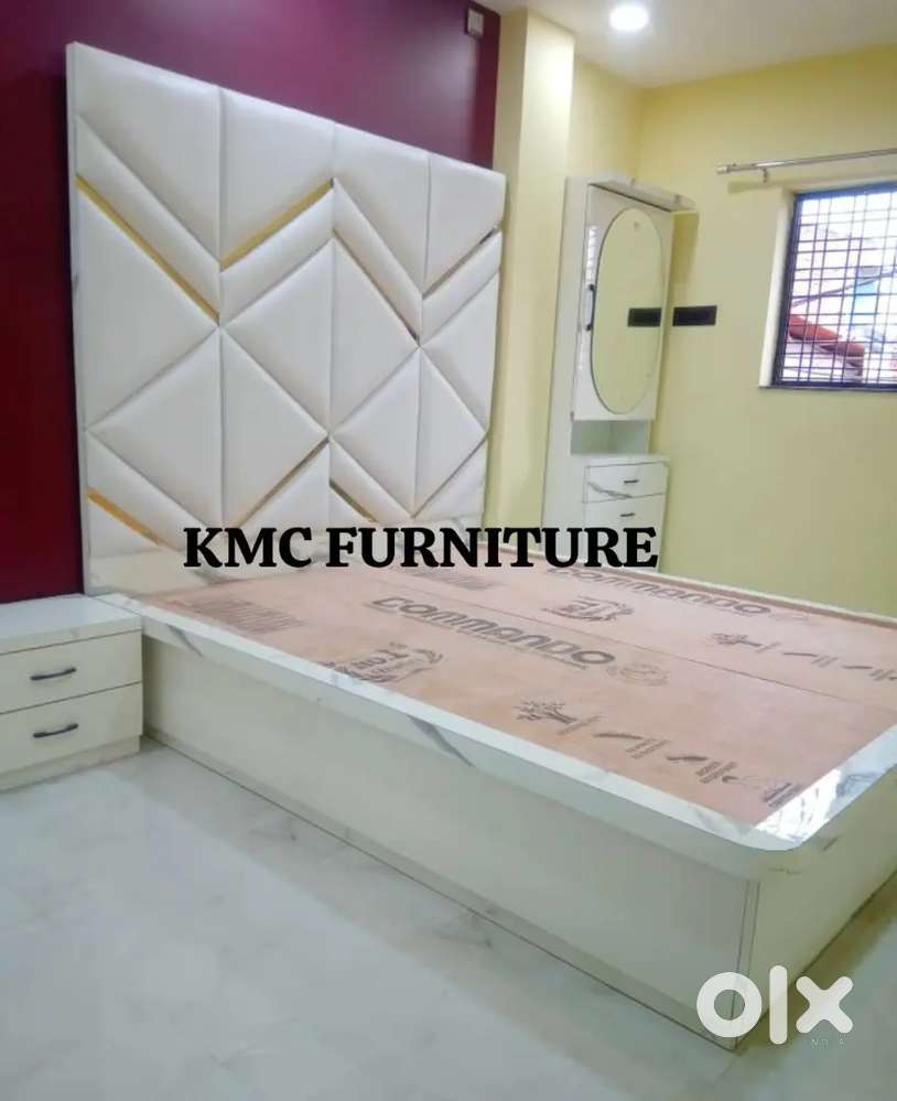 KMC FURNITURE New design King size bed 6x6.5