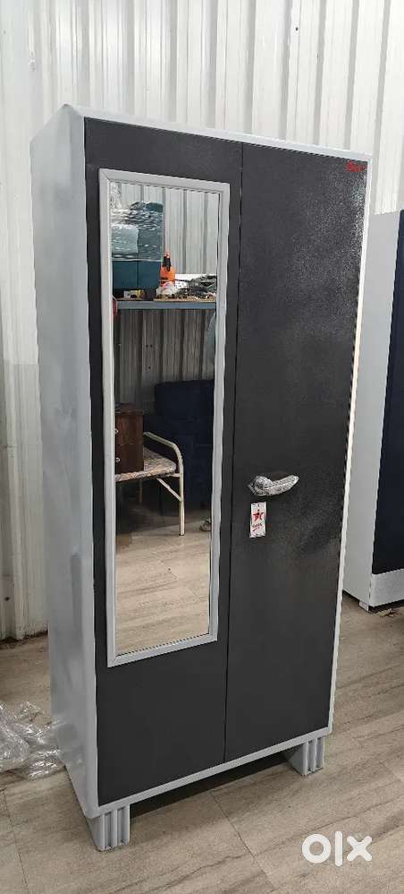 NEW METAL CUPBOARD IN GREY COLOUR AT WHOLESALE PRICE