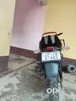 Gaadi good condition me hai