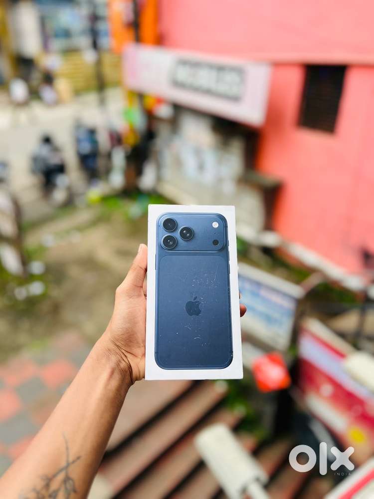 iphone 17 pro max 256 GB ( SEALED ) Indian