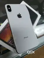 Offer I phone xs 256gb with bill box all kit or warranty cod