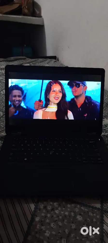 Laptop sell urgent sell