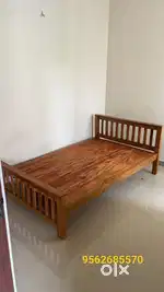 6x4 Double Mahogany Cot