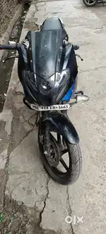 PULSAR 220