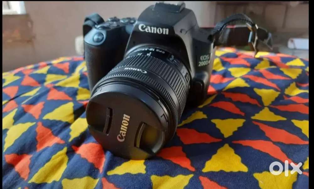Canon EOS 200d
