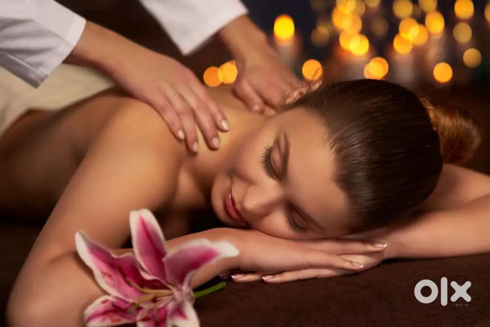 FEMALE SPA THERAPIST