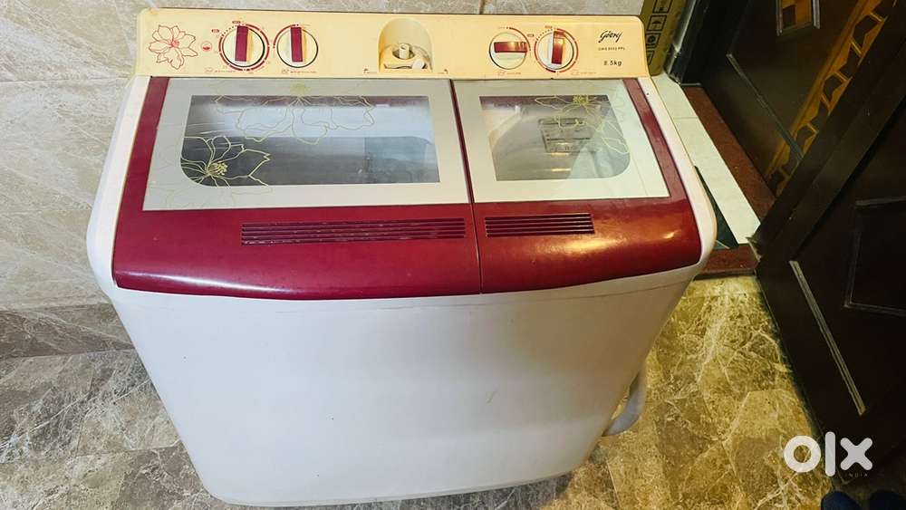 Godrej 8.5kg washing machine in running condition
