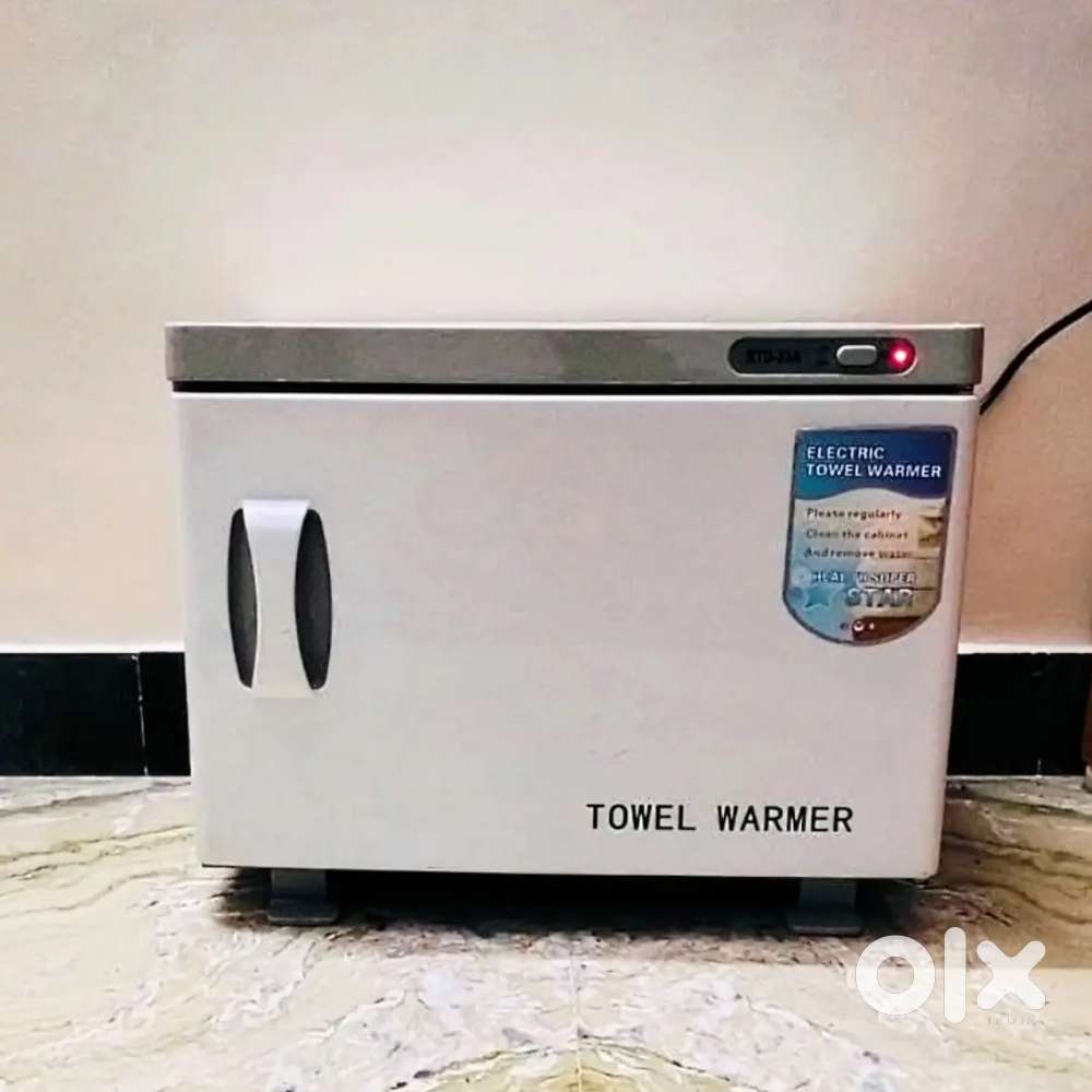 Electric Towel Warmer – 23L Hot Towel Cabinet with UV Sterilizer