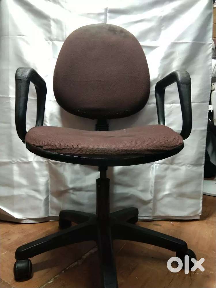 Used office chairs