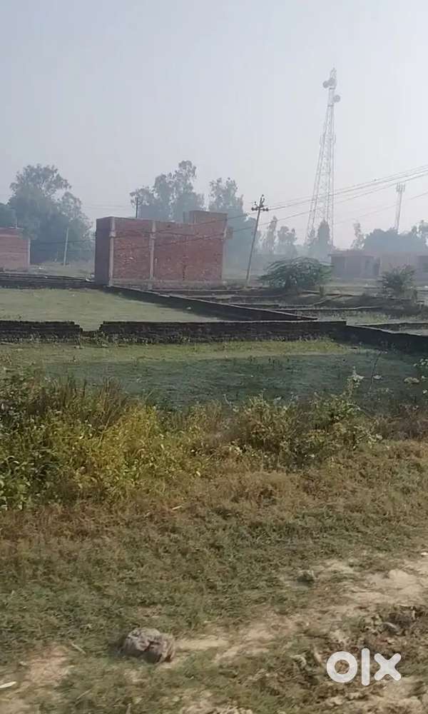 कानपुर हाईवे से मात्र 400 मीटर की दूरी पर आवासीय प्लॉट