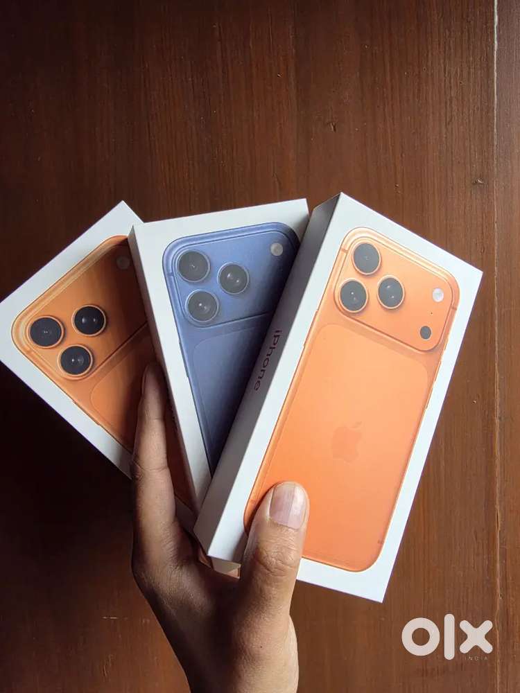 iPhone 17 Pro & 17 Pro Max sealed pack