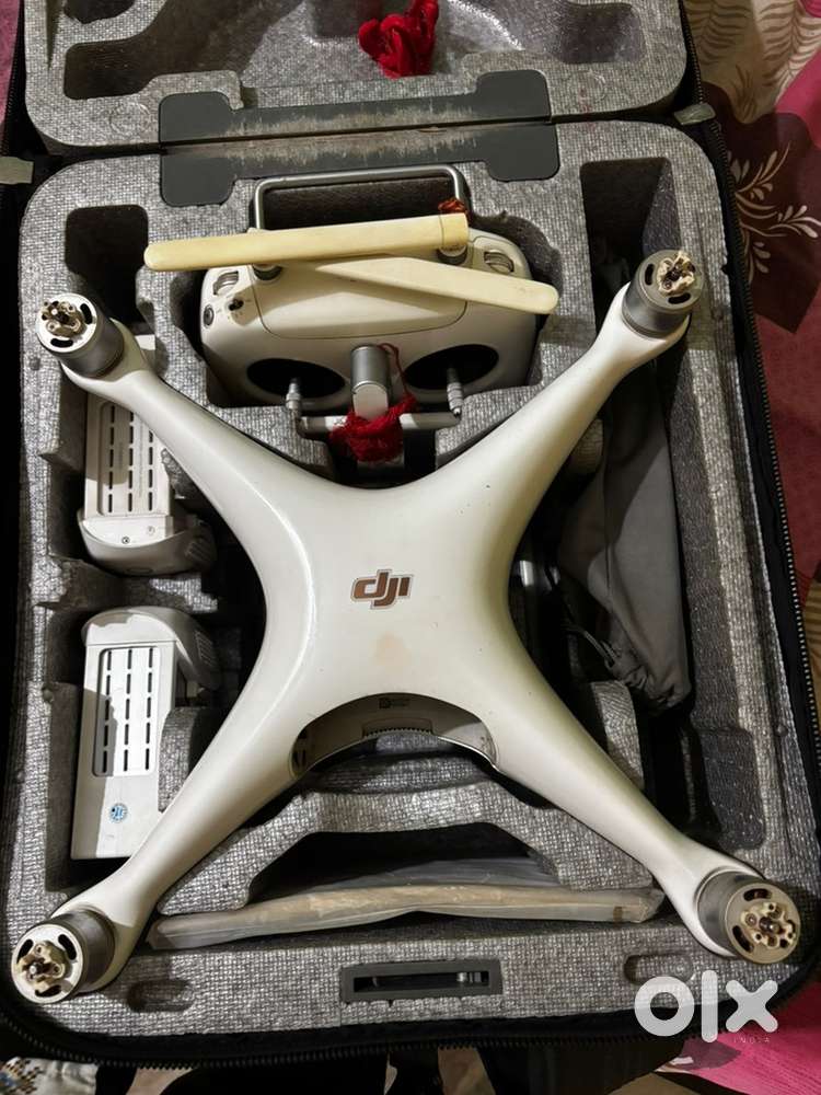 Dji Phantom 4 Advance plus like new condition