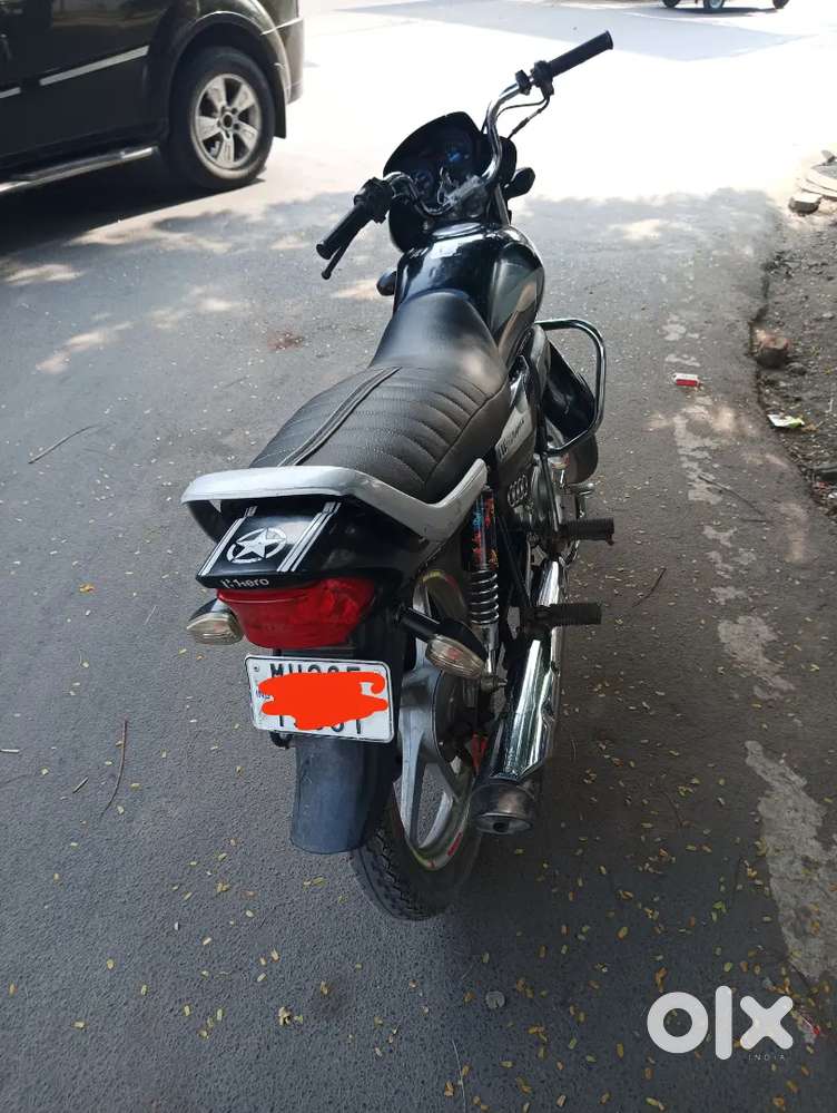 Hf delux good condition