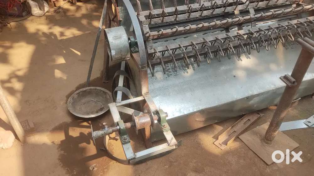 Double Mini Thresher for seeds.WhatsApp me.