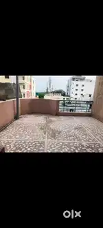 2BHK SPACIOUS PENT HOUSE FOR RENT AT TOLICHOWKI NEAR ROAD FOR BACHELOR