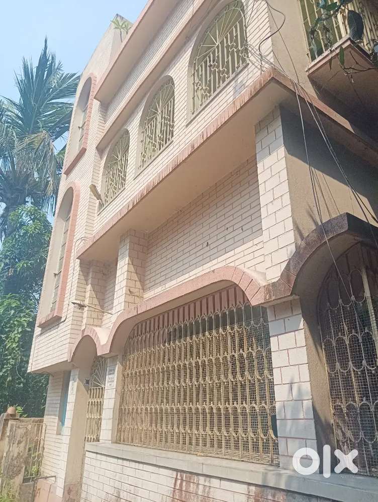 4bhk house sale _ Bedroom 4 bathroom 2 kitchen 1 balcony 1 dinning 1