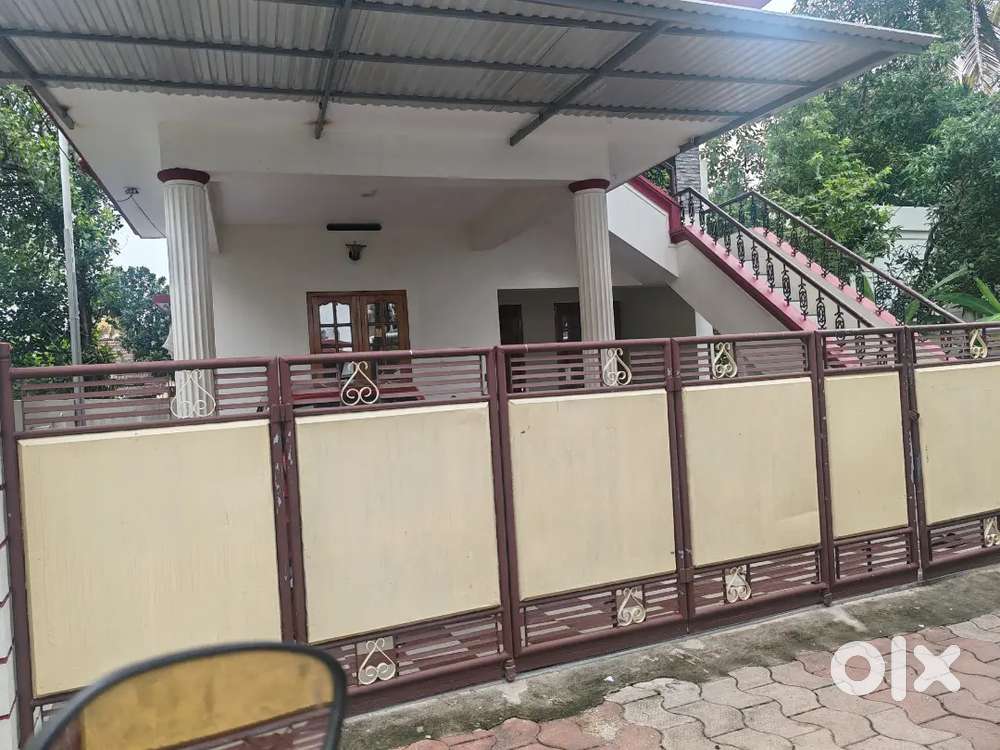 Ground floor 2bhk House rent @ VAZHUTHACAUD EDAPAZHANJI ROAD