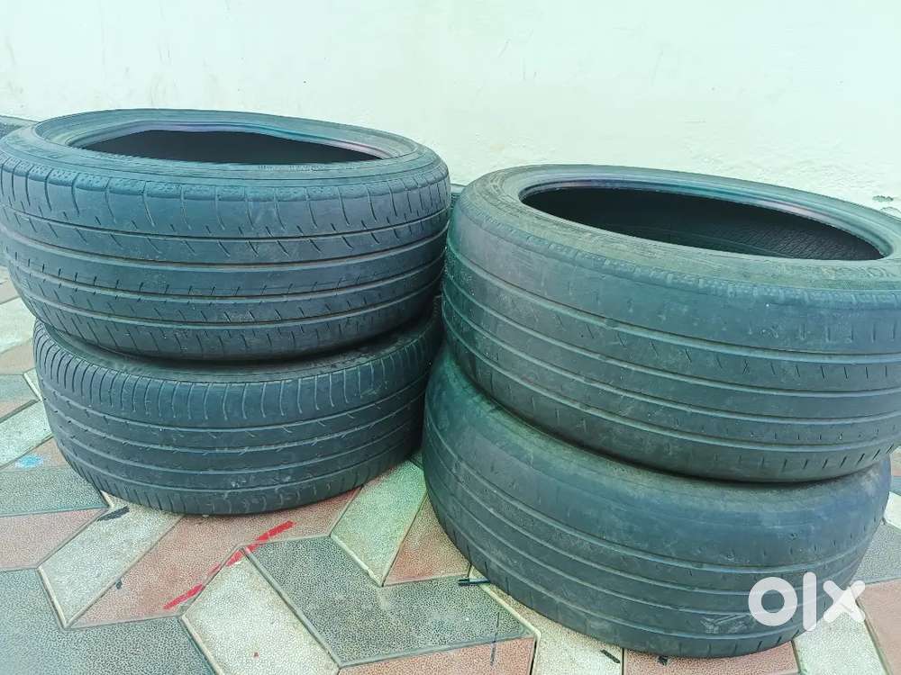 215/45/17 YOKOHAMA TYRES (4)